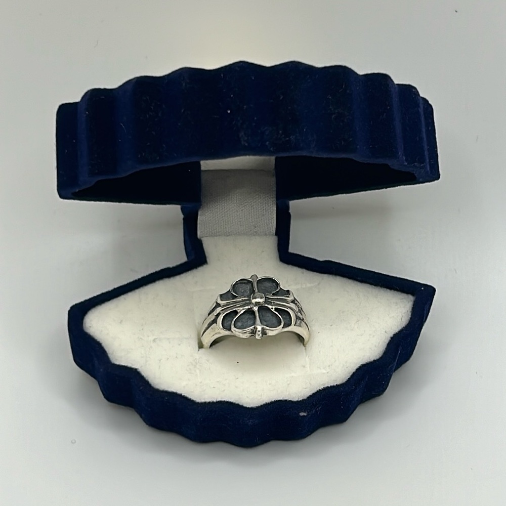 New Sterling silver flower ring
